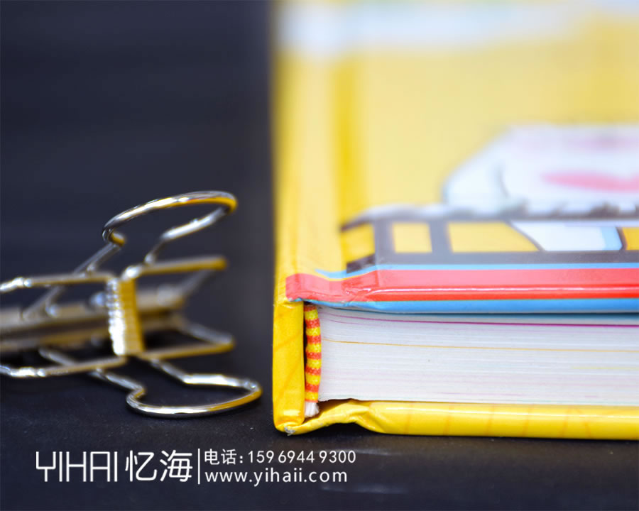 憶海文化幼兒園畢業(yè)紀(jì)念冊(cè)制作，給幼兒園小朋友最好的禮物